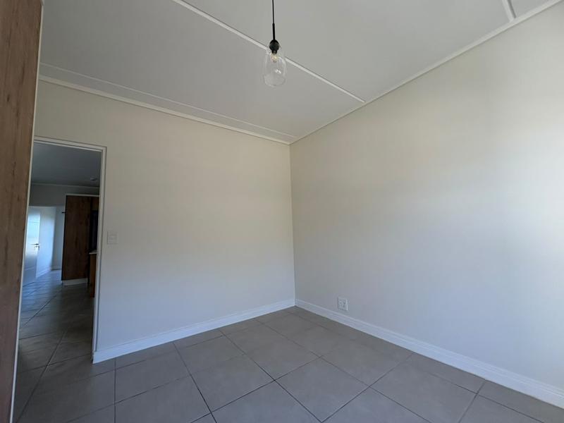 To Let 3 Bedroom Property for Rent in Richwood Western Cape